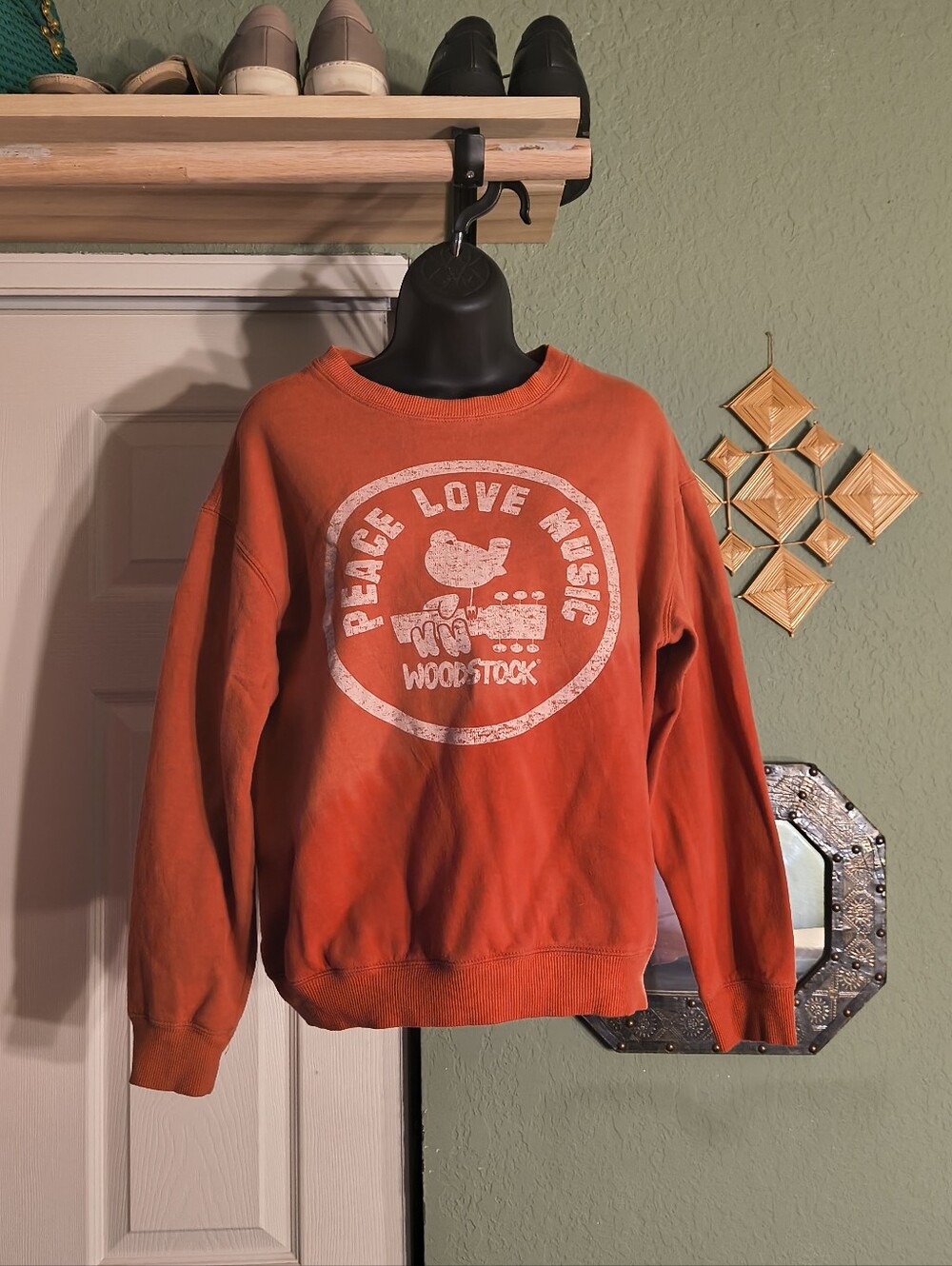 Woodstock Peace Love Music Dip Dye Ombre Orange Crewneck Sweater M